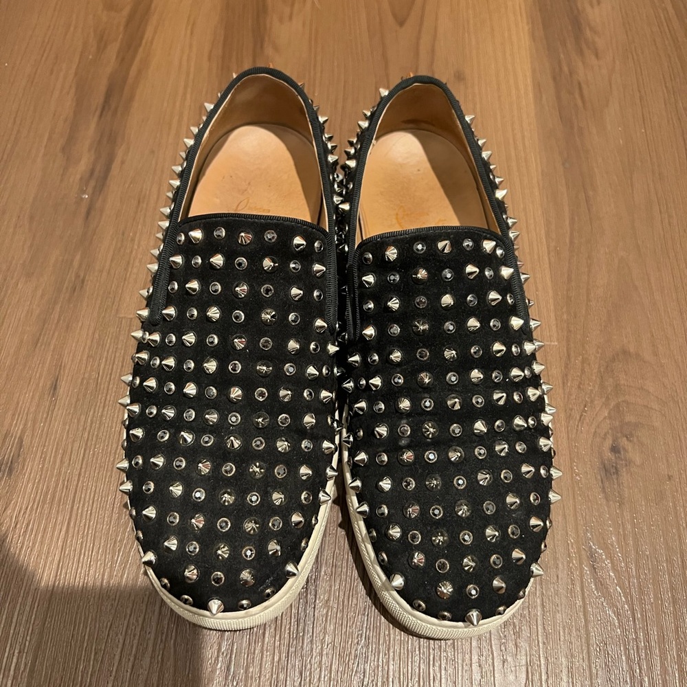 christian louboutin roller boat suede sneaker